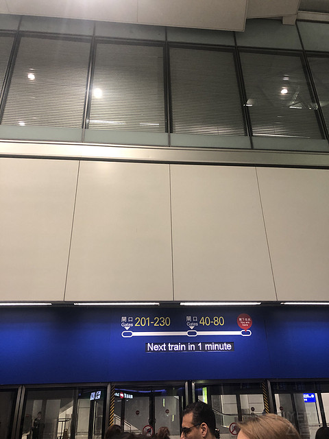 MU 722 HKG-SHA A330 商务舱体验