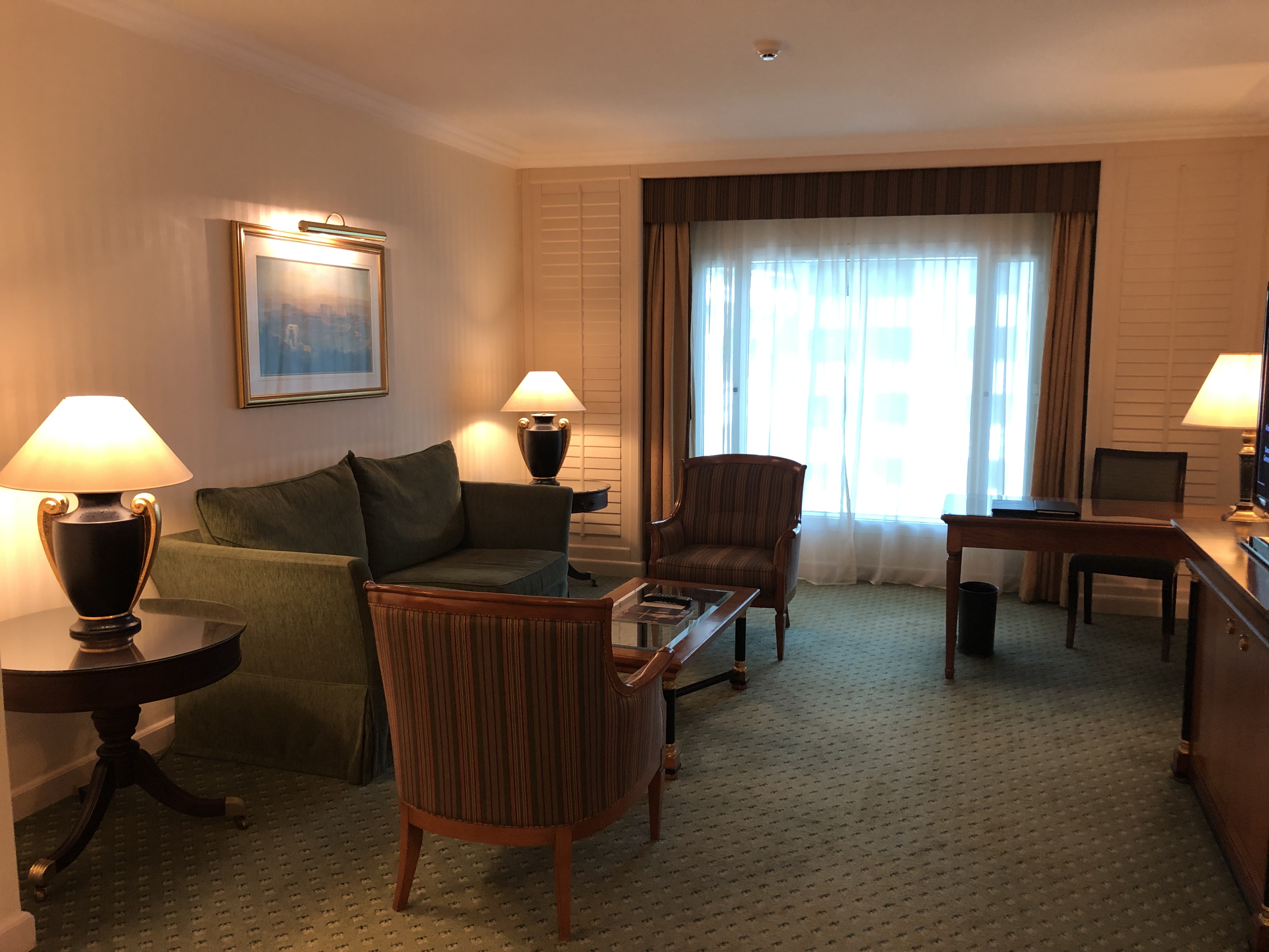 JW Marriott DubaiϰJWƵ꣬(УNov 1st 2018