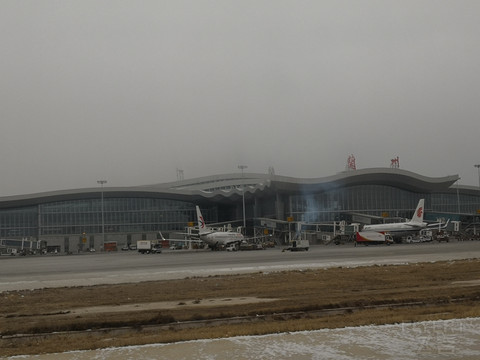 东航PEK—LHW 738两舱体验