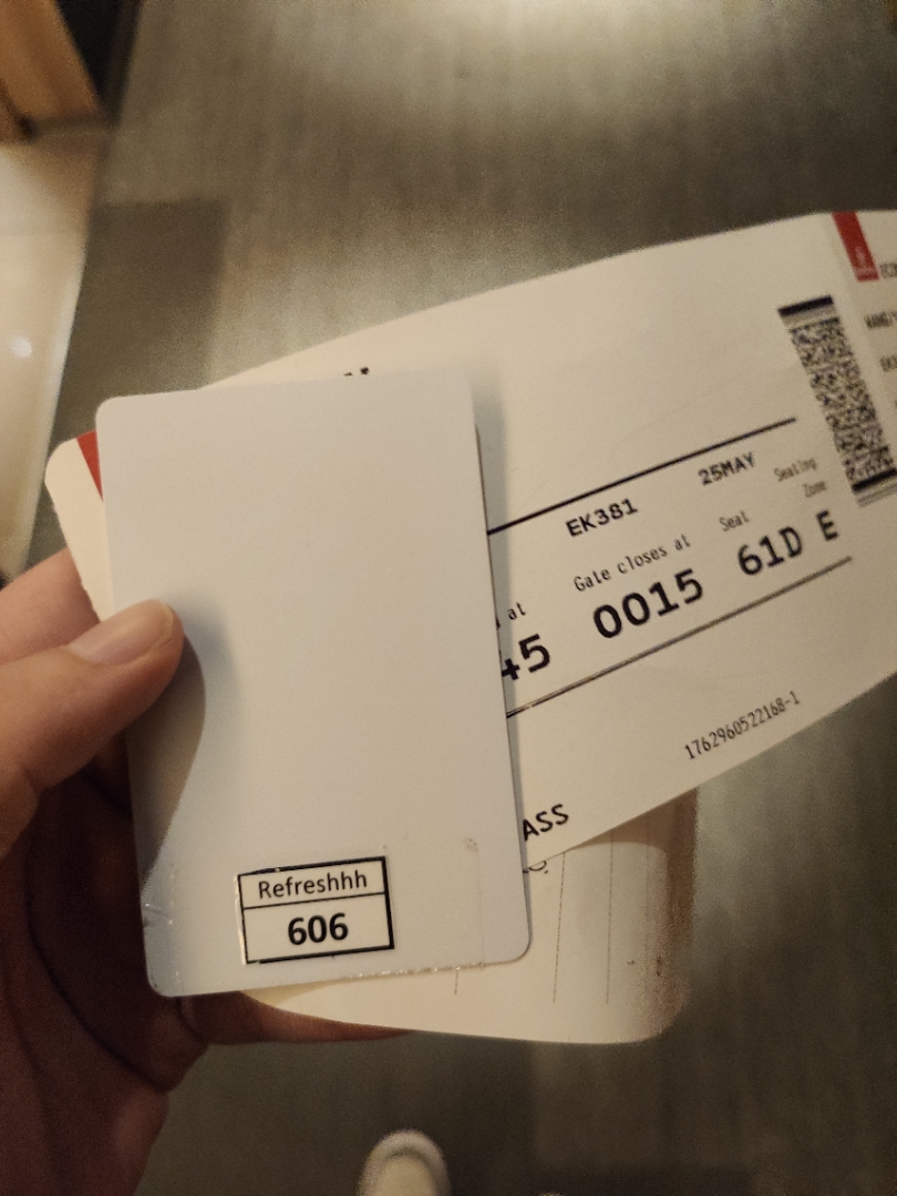ȥ̡֧HKG-DXB-ACCվòձ