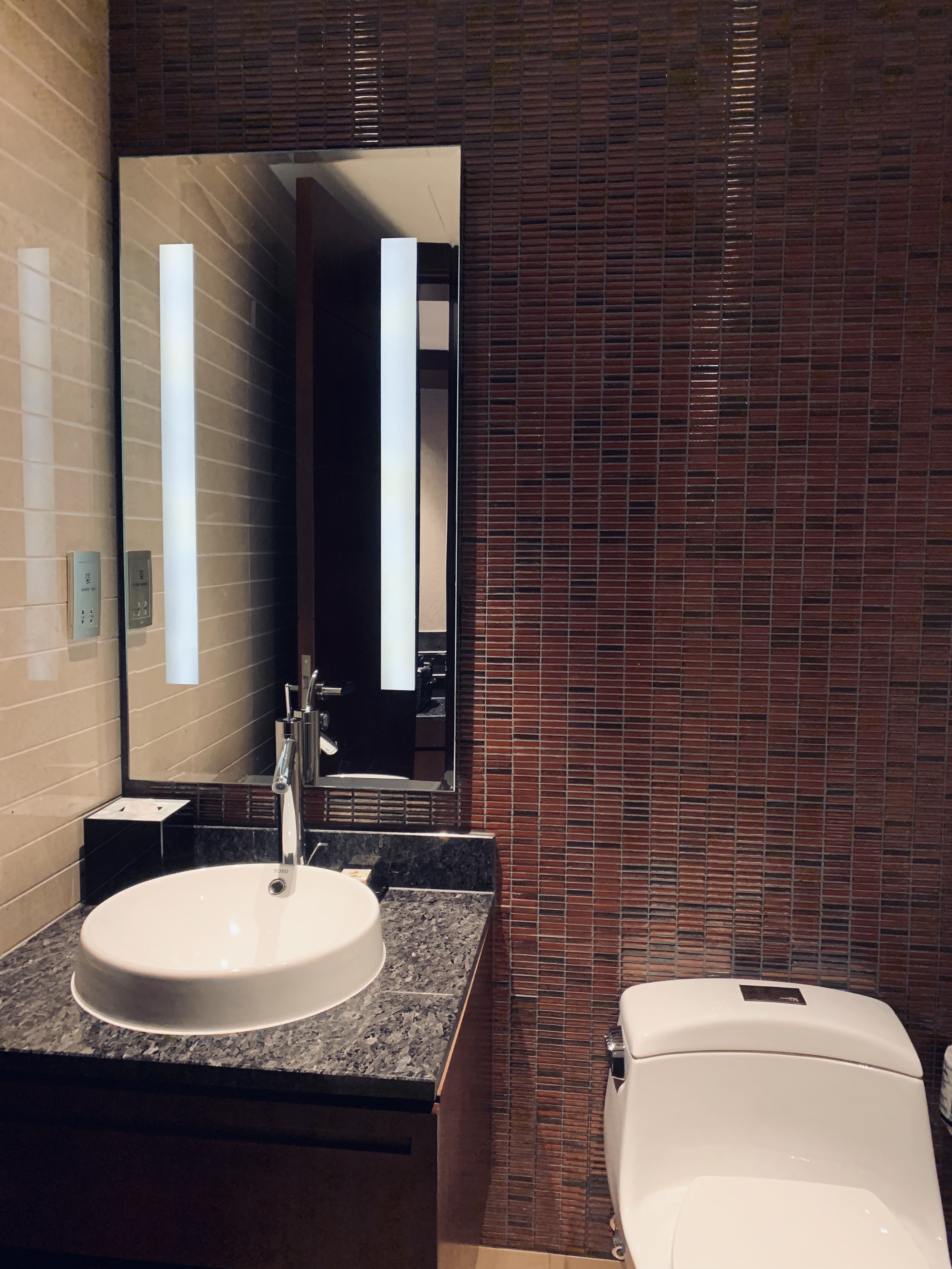X. - Renaissance Shanghai Putuo Hotel