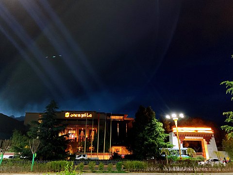 藏香十里 佛光熠熠｜拉萨香格里拉大酒店
