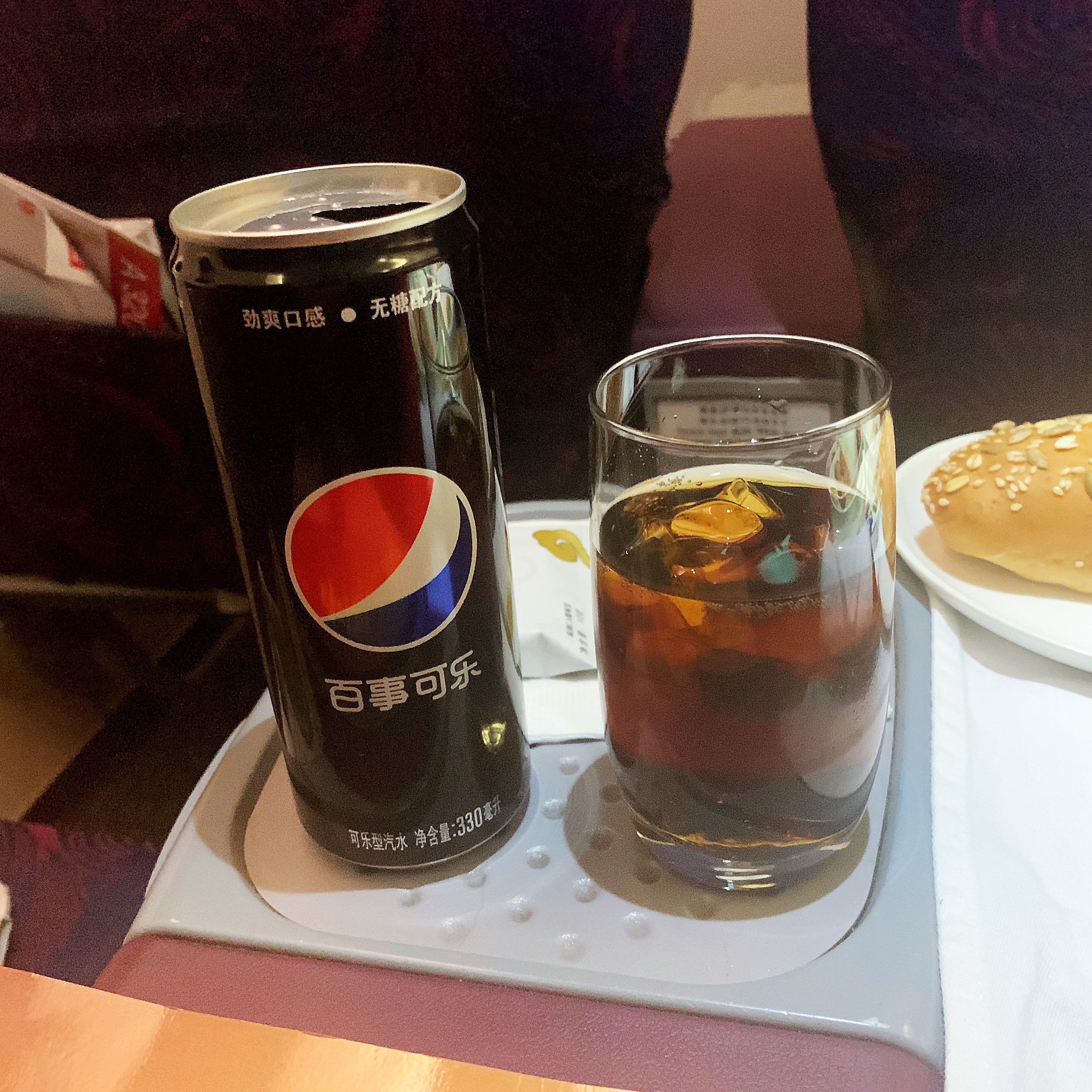 CA8276   ͷ人  C  ݲʳ