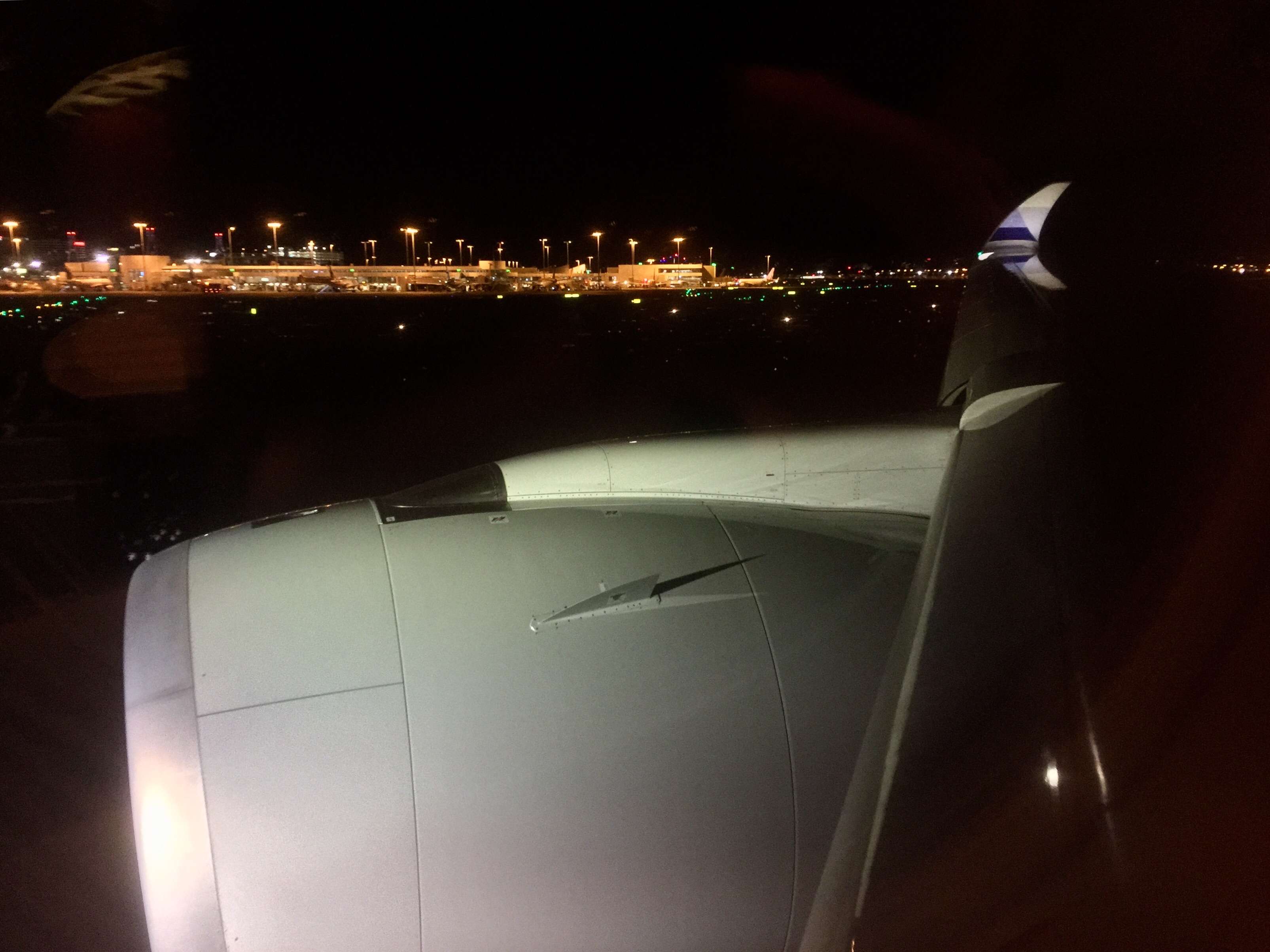 SYD-TPE-HKG лCI52+CI909 A359PE