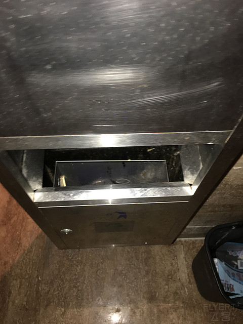镇江喜来登健身体验-脏乱的让人怀疑是否属于万豪？