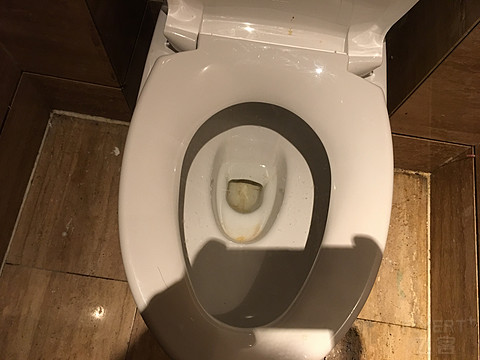镇江喜来登健身体验-脏乱的让人怀疑是否属于万豪？
