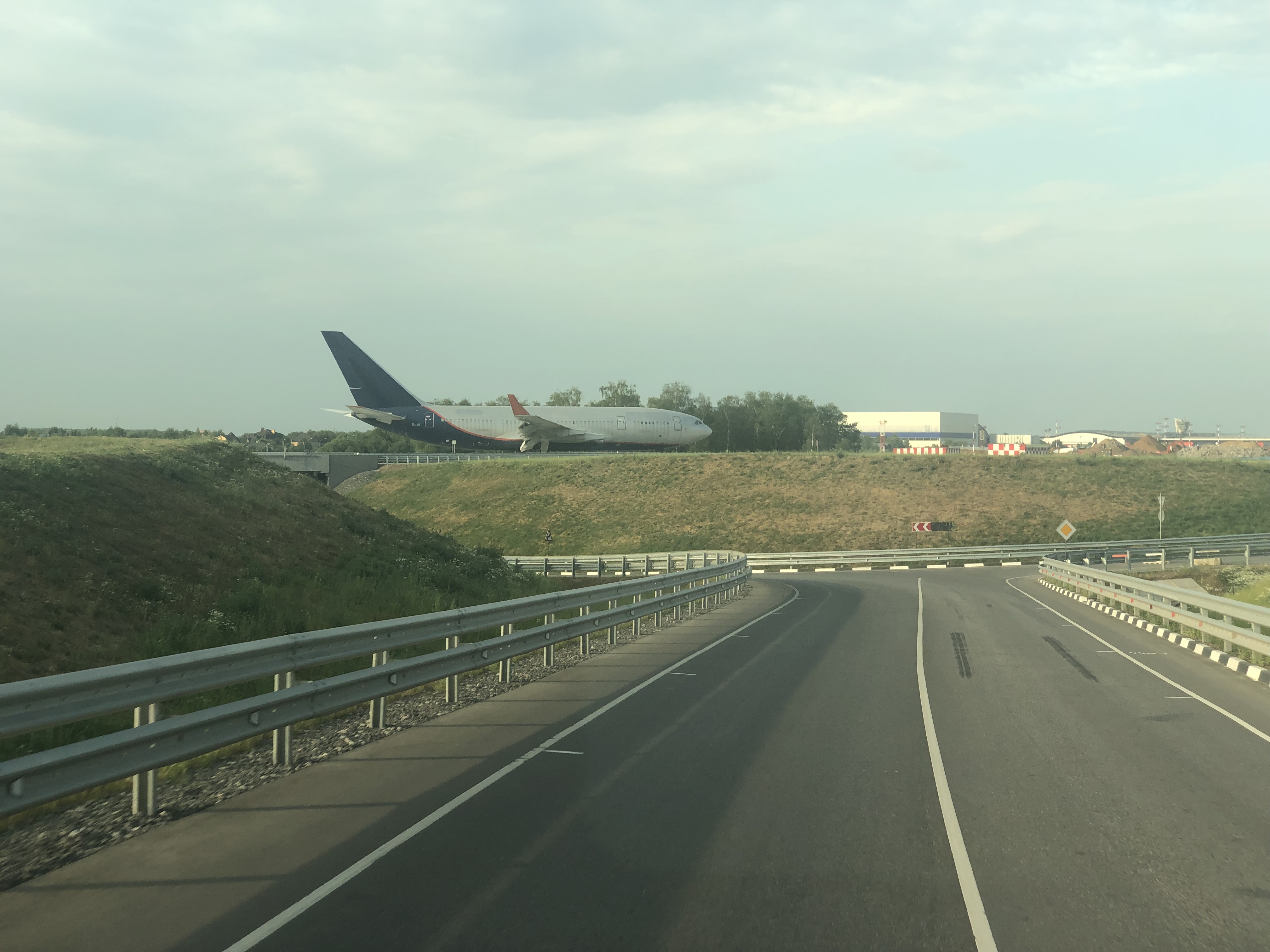 SU2357 VIE-SVOС