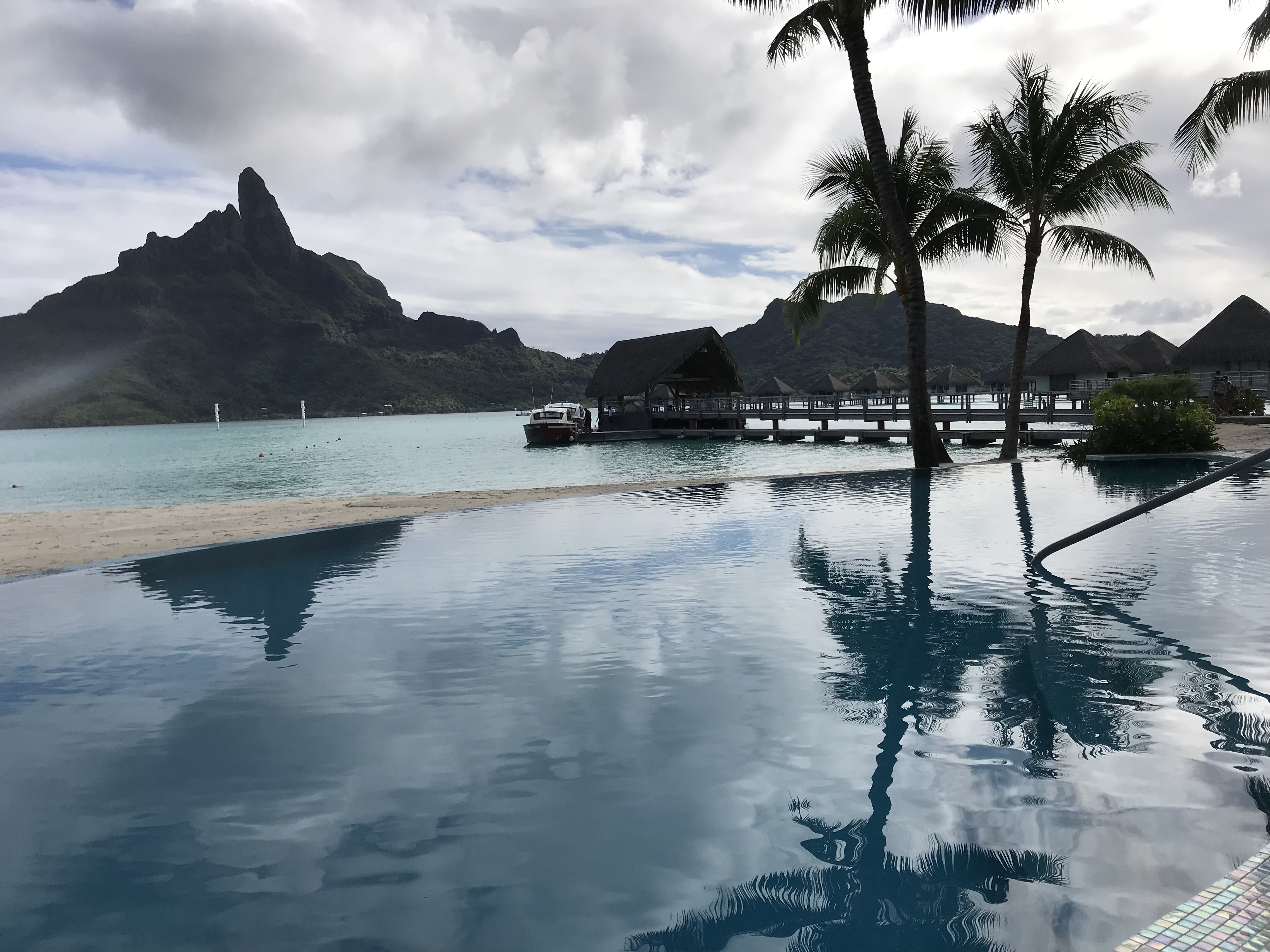 õĽ:Borabora 