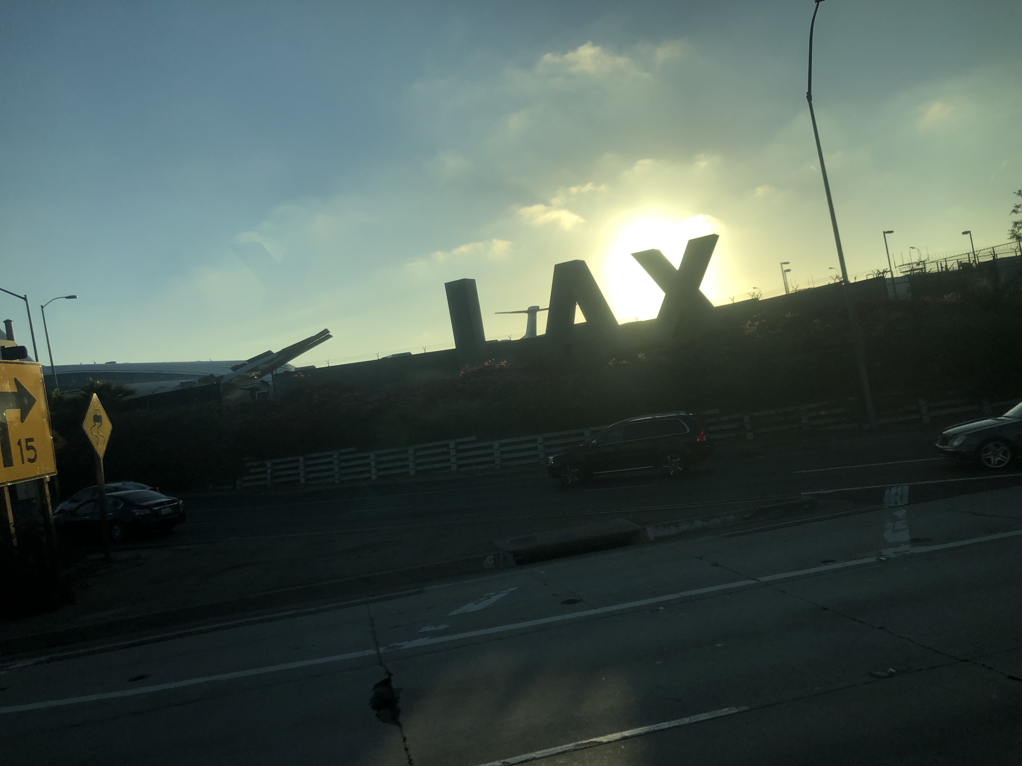 629 HU470 LAX-CTU б