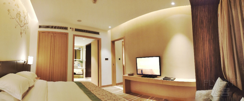 PANO_20190711_220255-01.jpeg