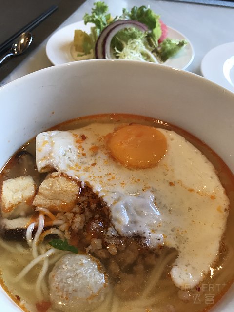 上海苏宁环球万怡酒店棒