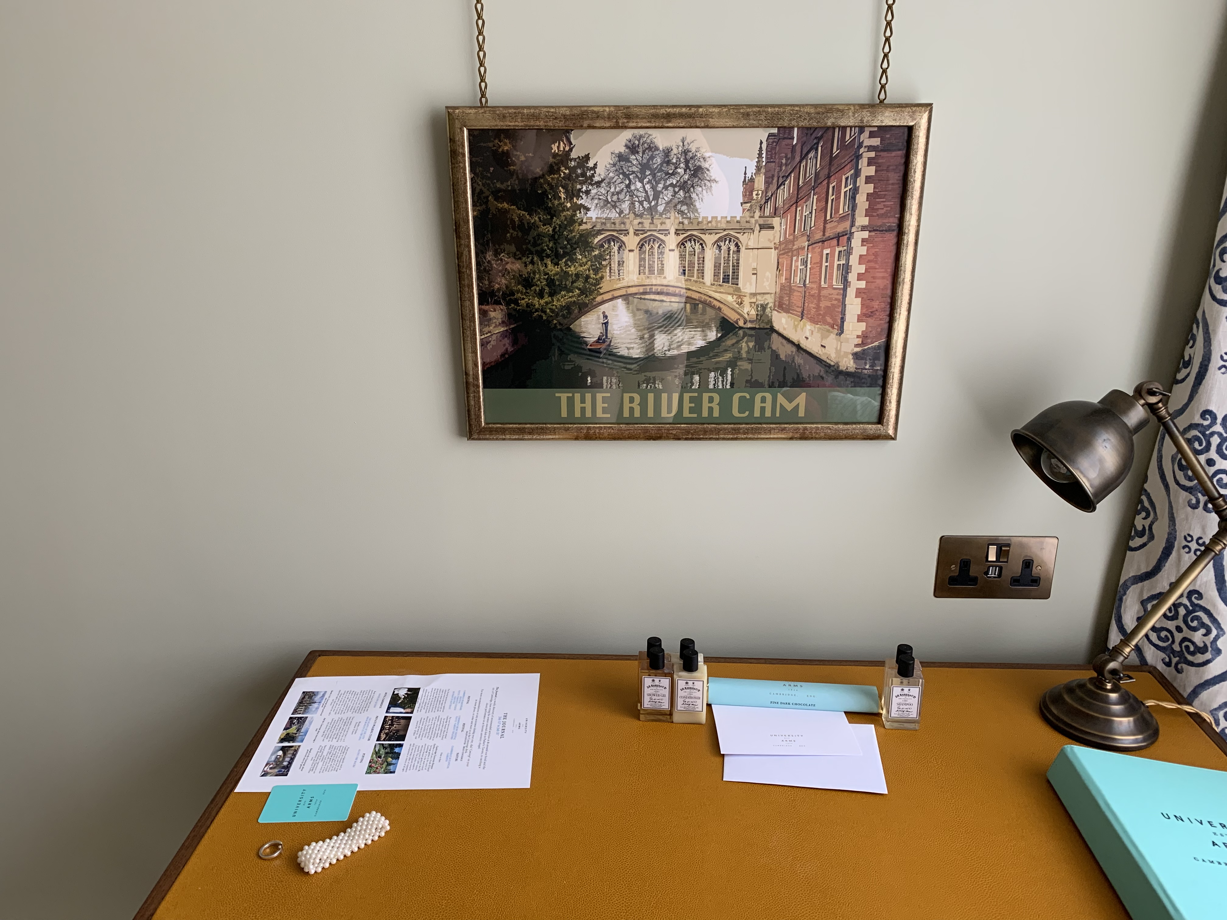 һĨTiffany- University Arms Hotel