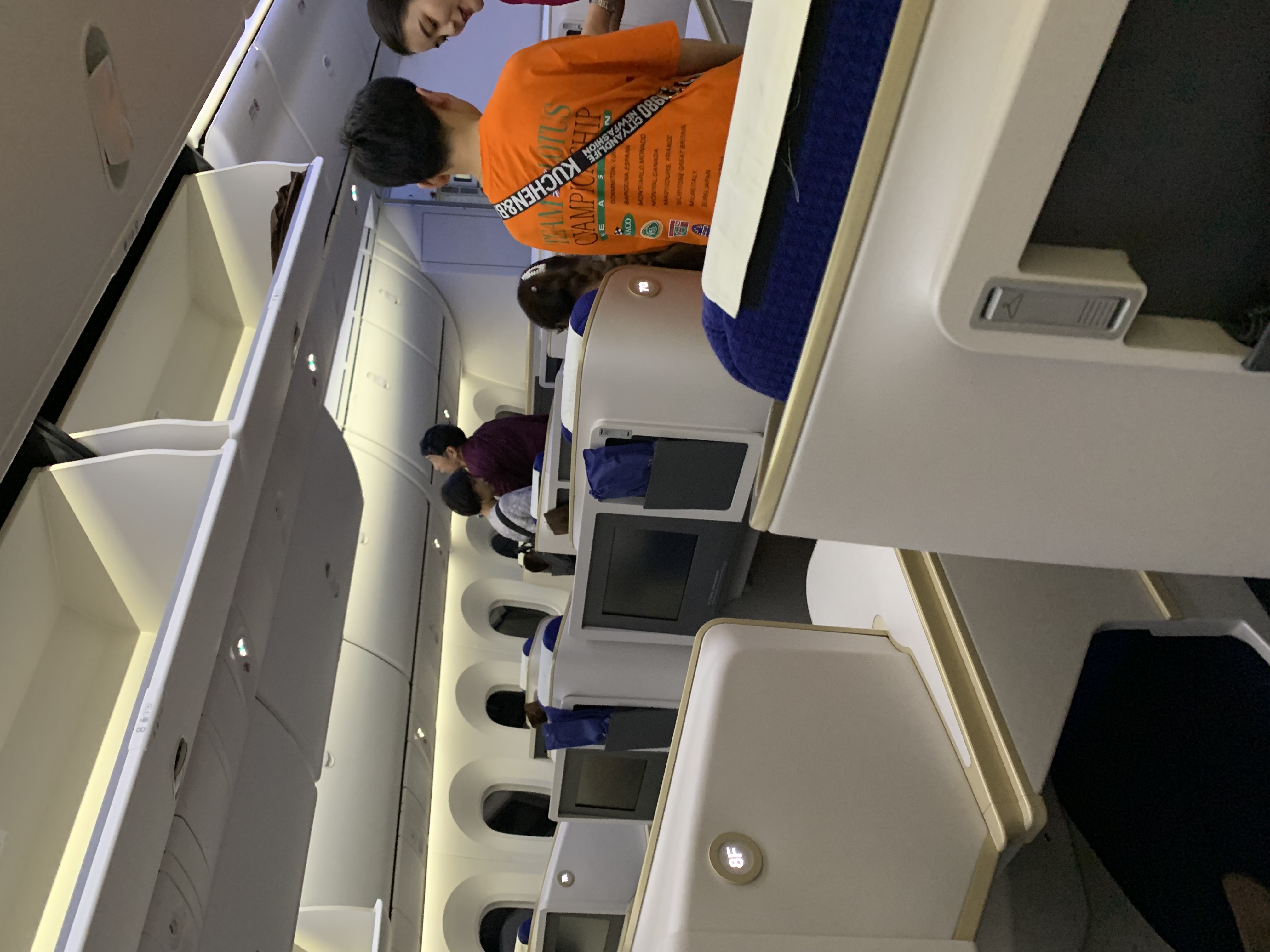 ·CZMU B787-9 JնԱ