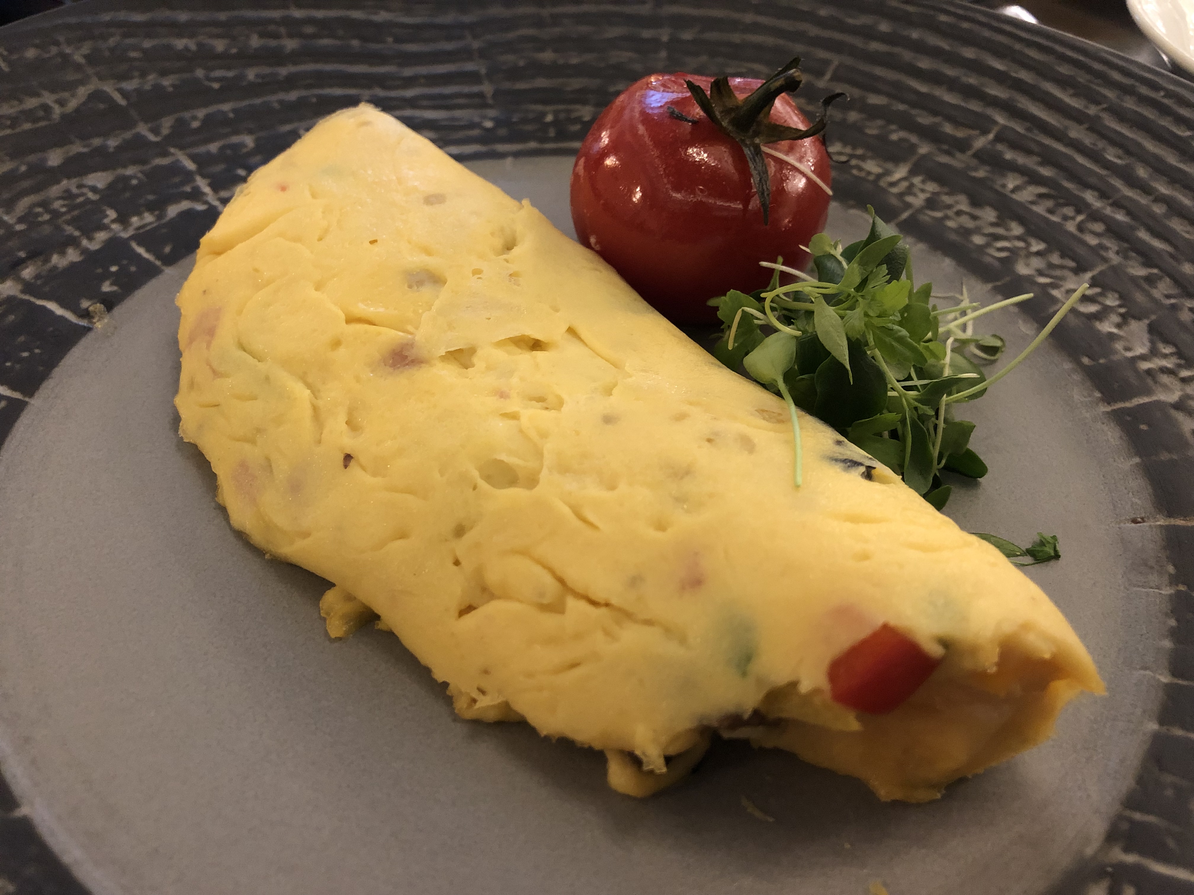 ׶ءݻƵꡱ The savoy Omelette