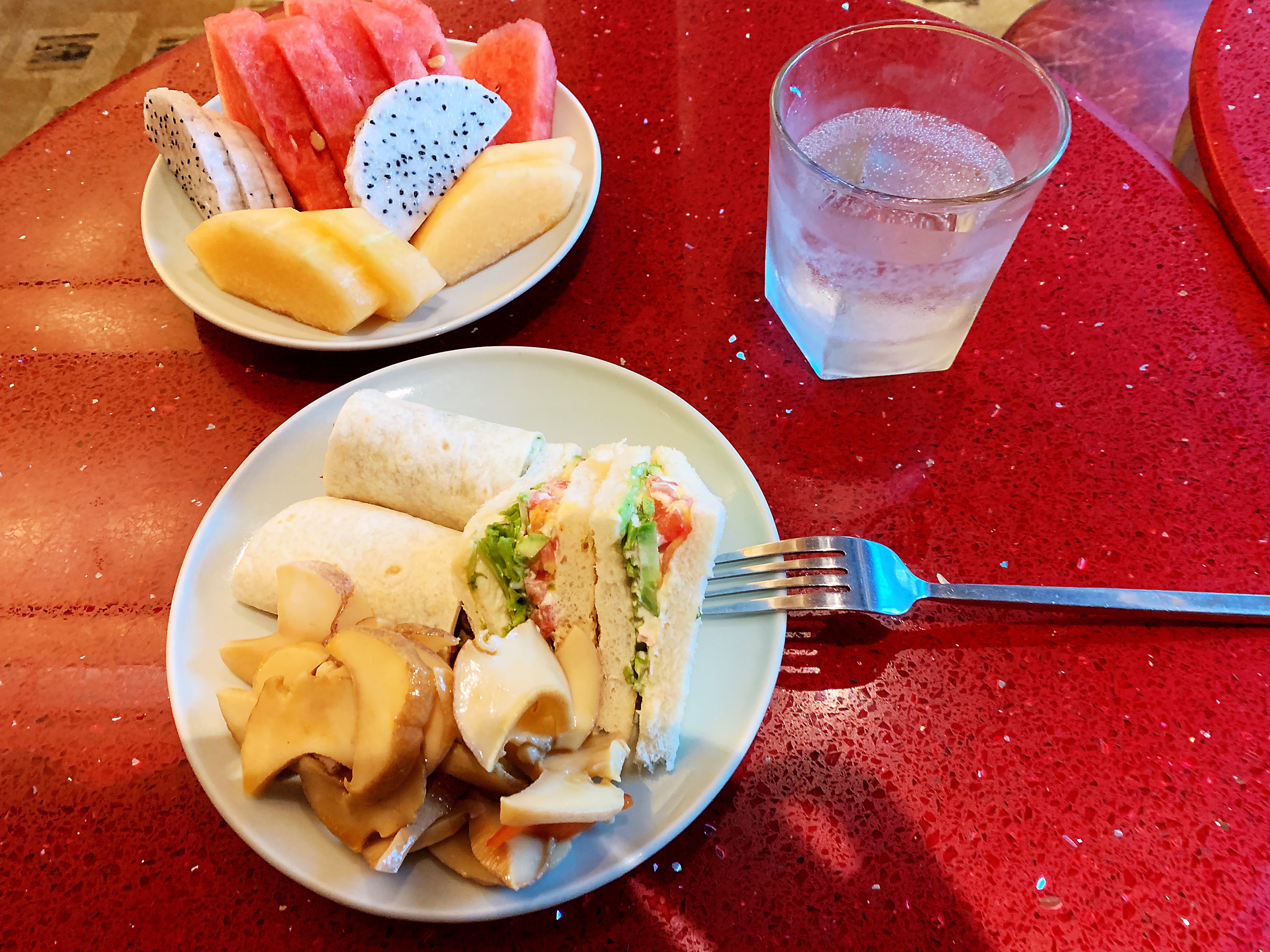 һ˯ʮСʱڸϲǾƵ