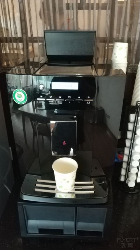 珠海金湾机场VIP LOUNGE体验报告