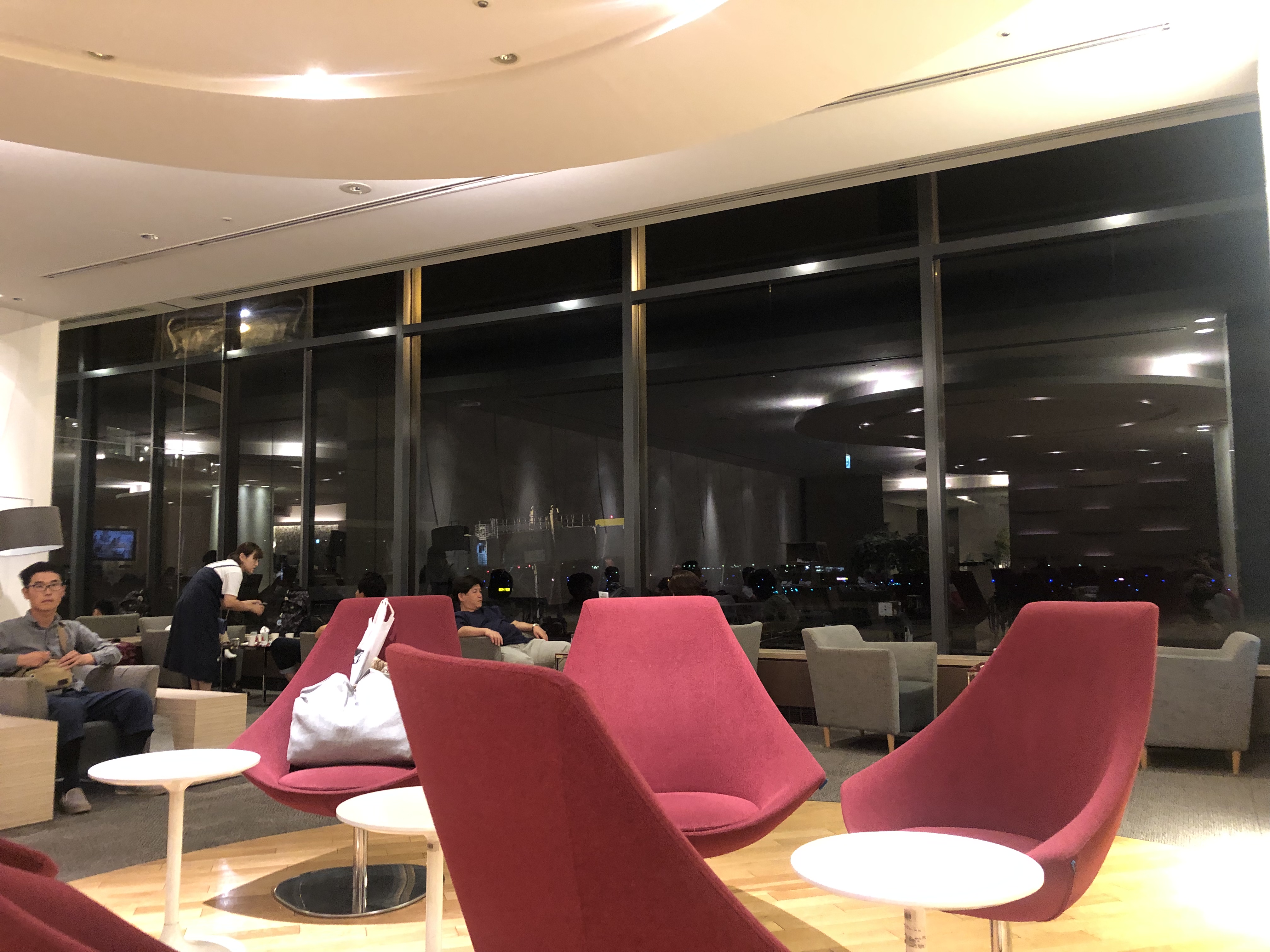 Tokyo Haneda KAL loungeƲԵľͲ˼
