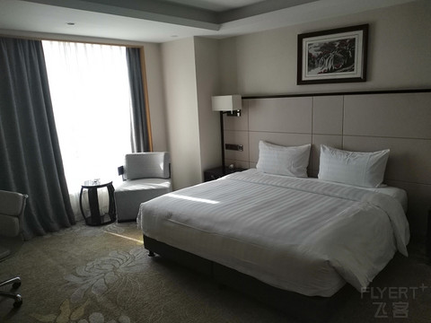 青岛紫玥铂尔曼是pullman？