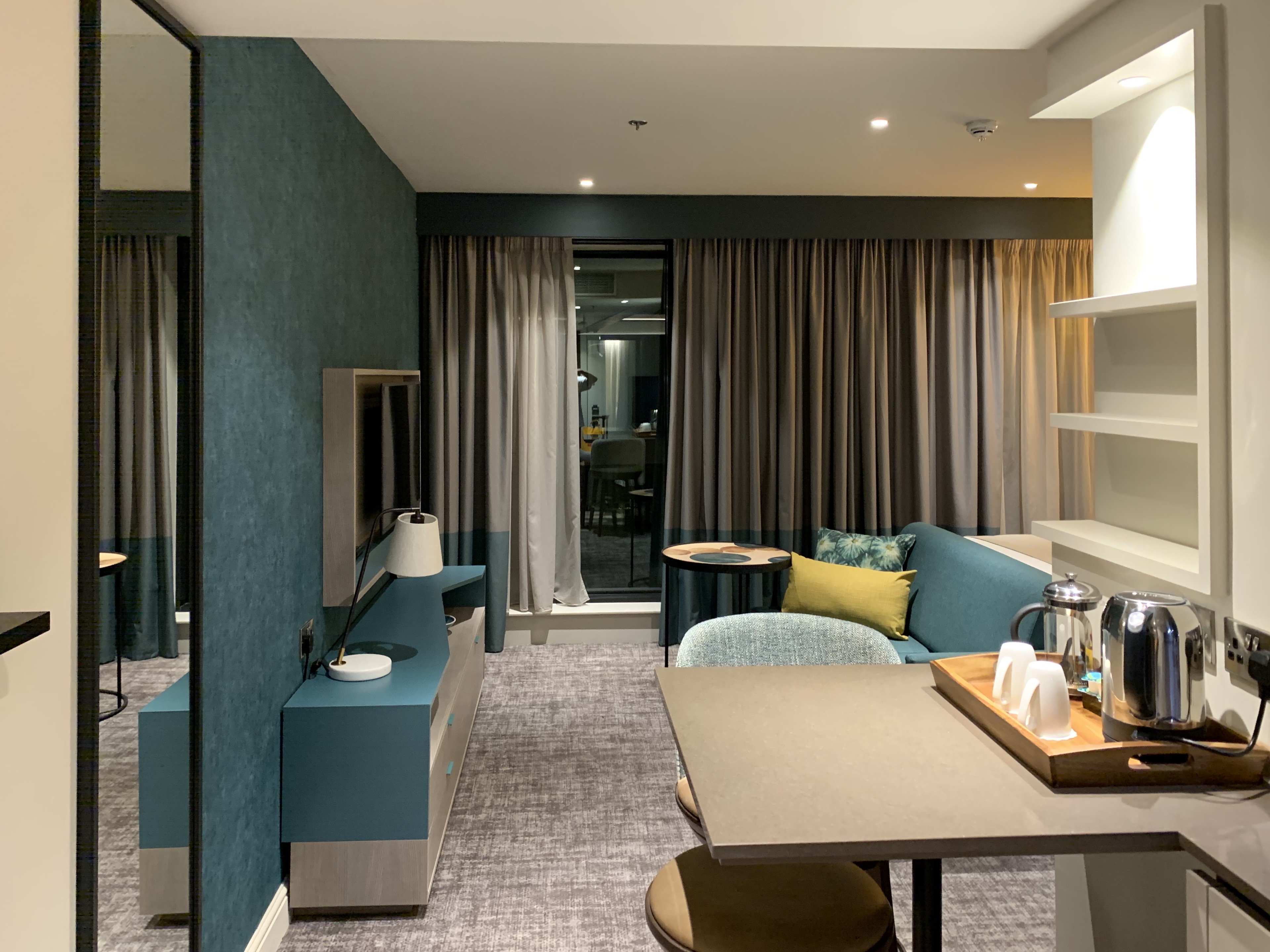 Staybridge Suites London-Heathrow Bath Road