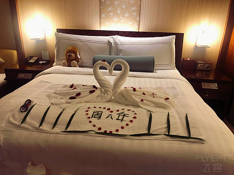 三亚金茂丽思卡尔顿华海阁报告贴