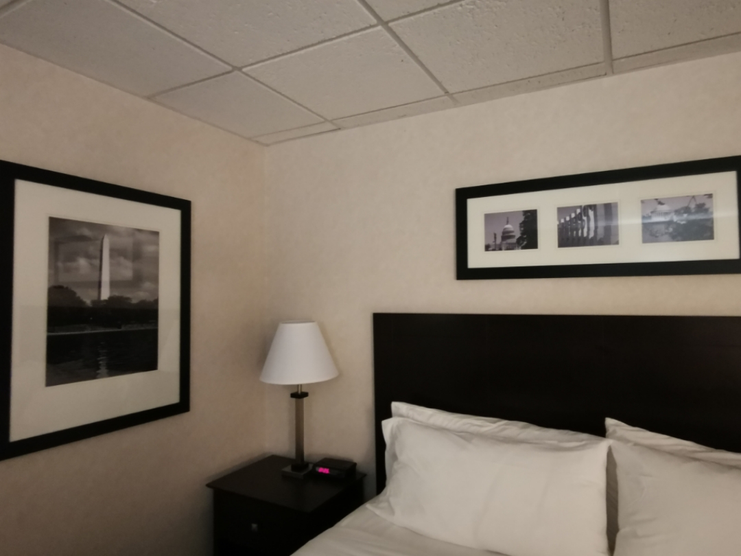 ʢ/ Rosslyn Bridge Holiday Inn