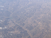 <em></em>