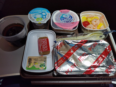 初次体验东航欧洲最长航线，上海-马德里MU709，A359执飞