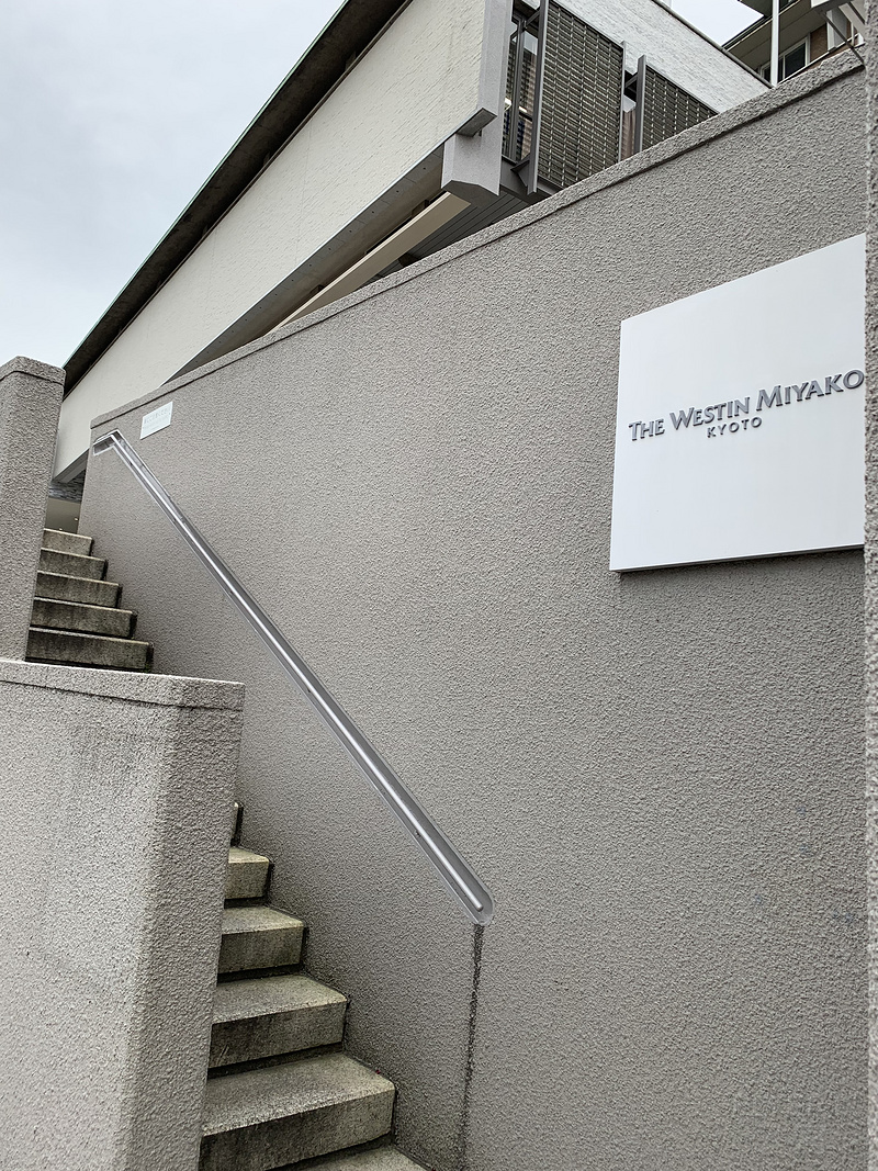 222715UMMBRIWKELFBANMB.png
