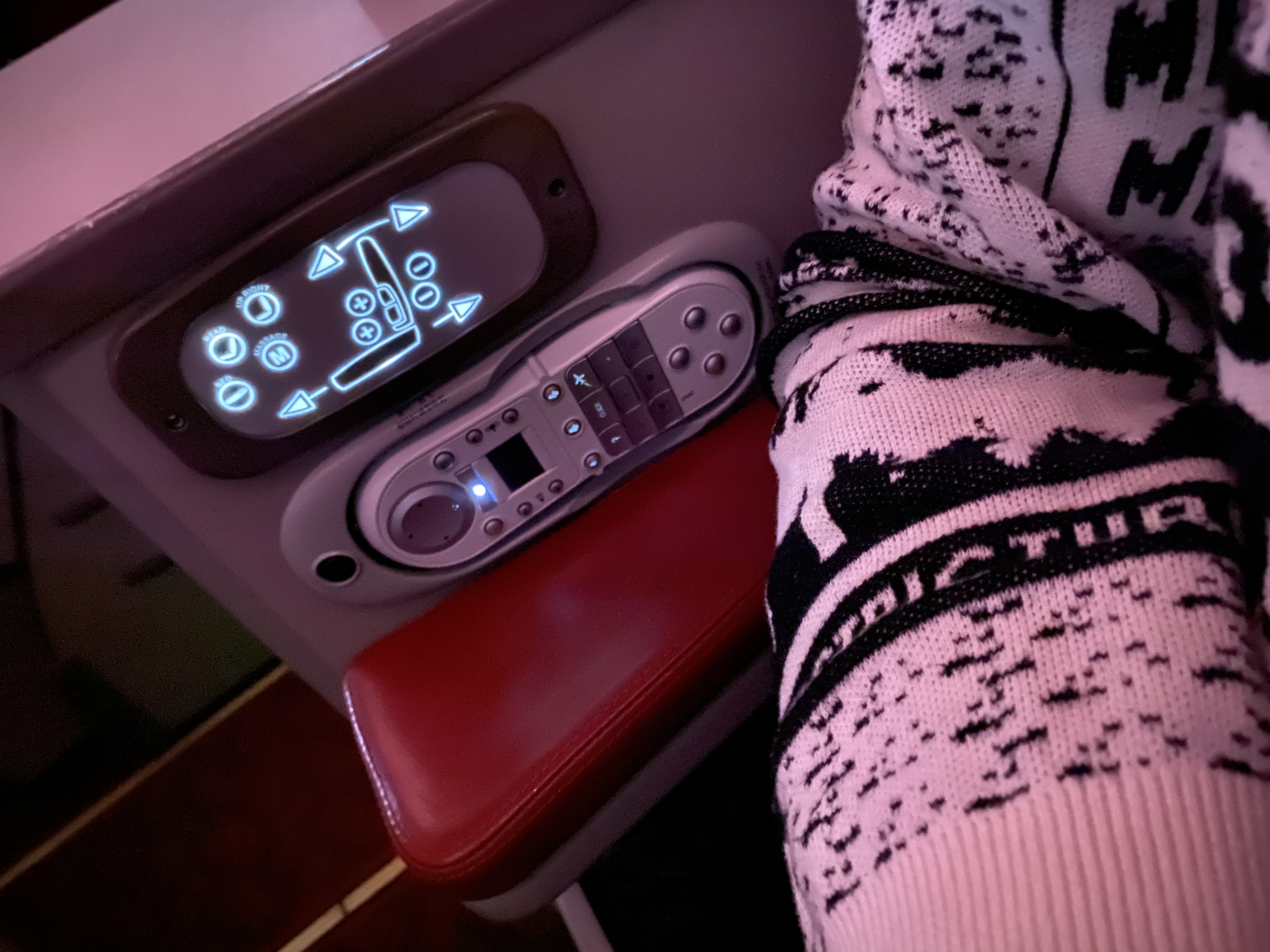 عʥA330 
Ϥɳɳ