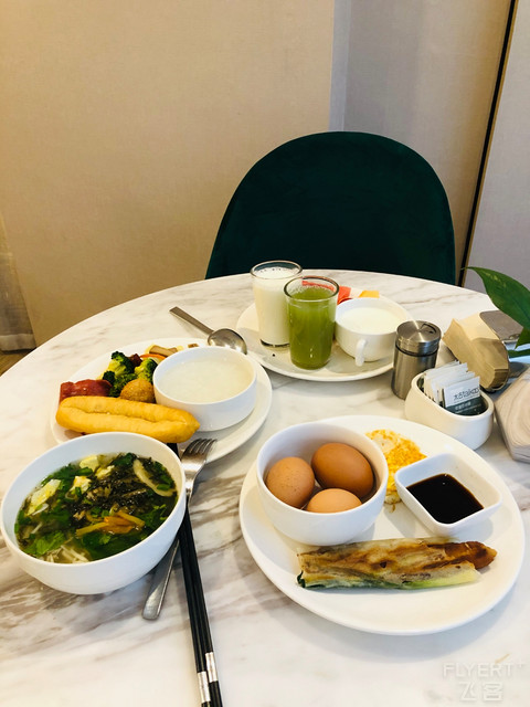 亚朵~到底是不是高级版全季