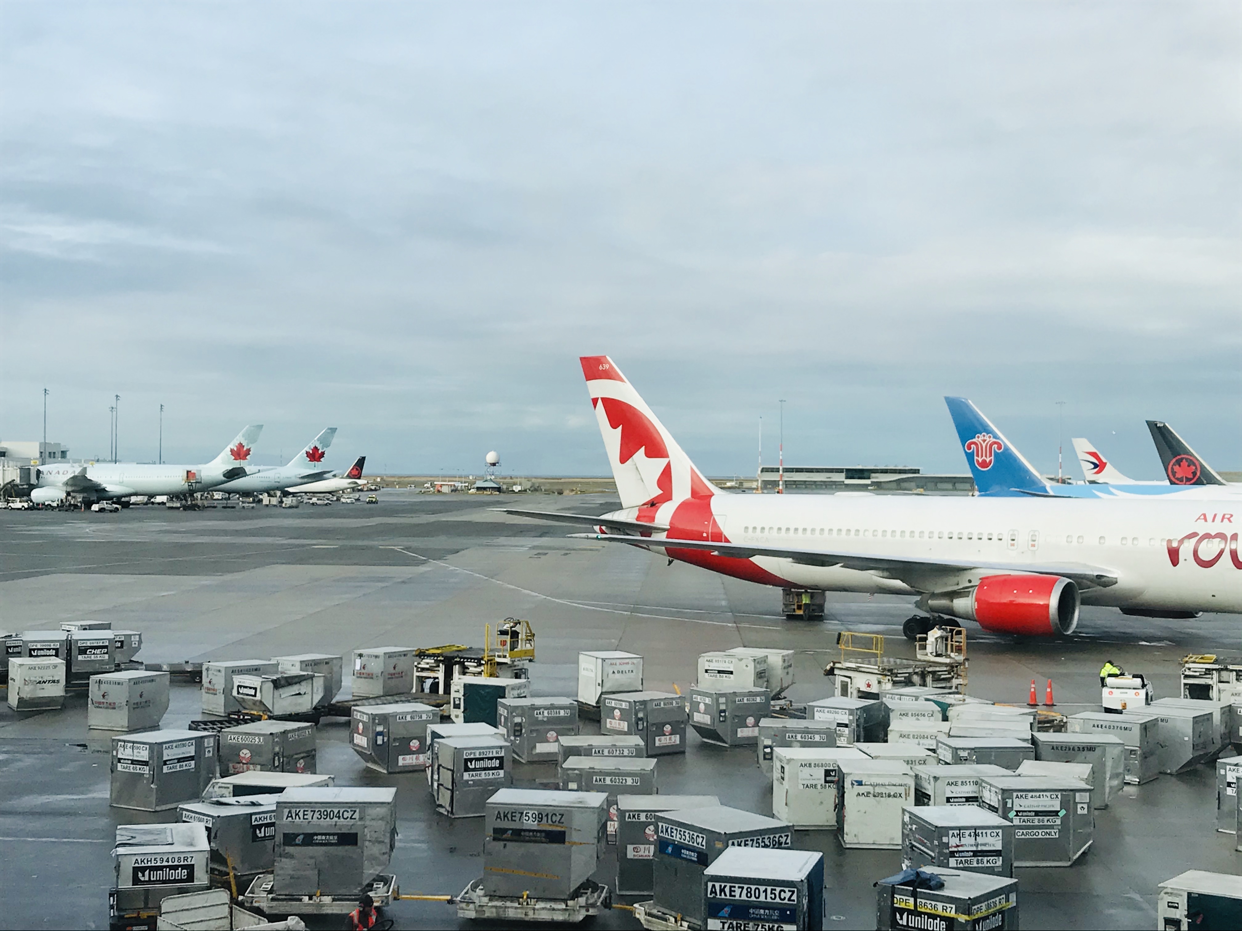 ľ582YVR-PVG-CAN֮
