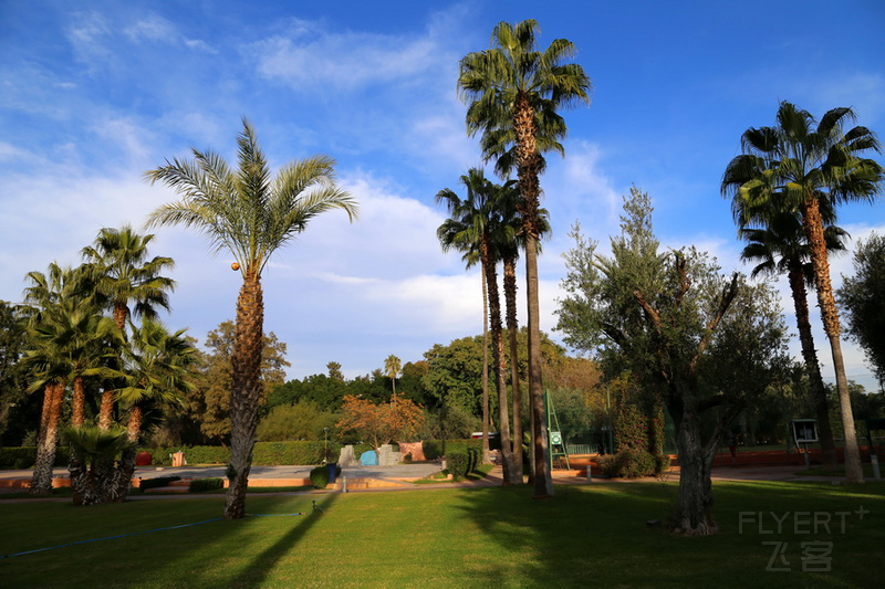 Marrakech--Le Meridien Nfis Gardens (7).JPG