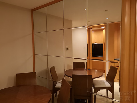 负年费的高端卡Amex Hilton Aspire感兴趣吗？