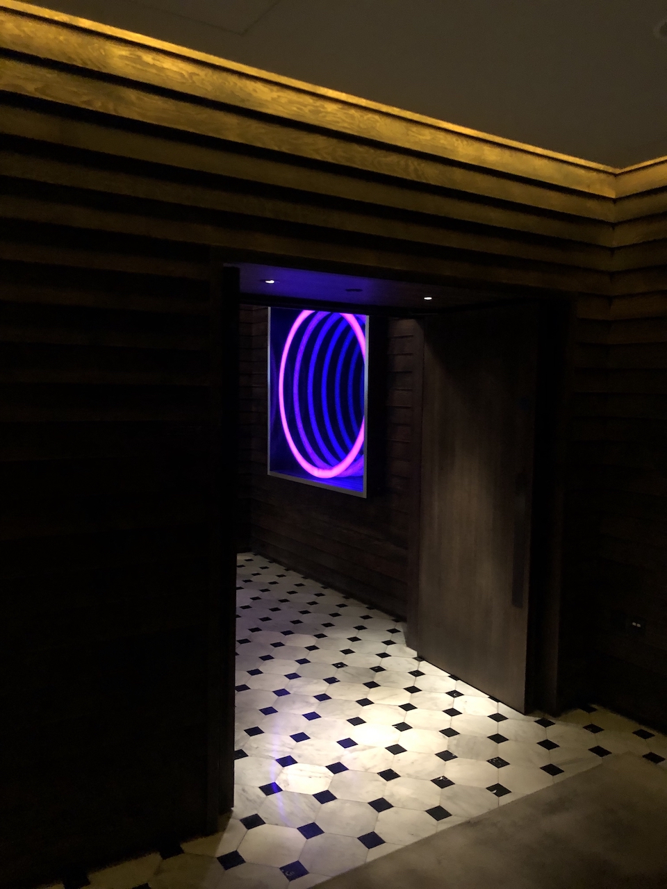 Etihad--׶ձ(׶EditionͰrosewood by JW)