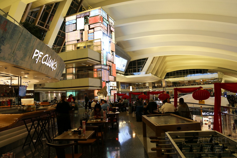 Los Angeles Airport PF Chang Restaurant PP Lounge (5).JPG