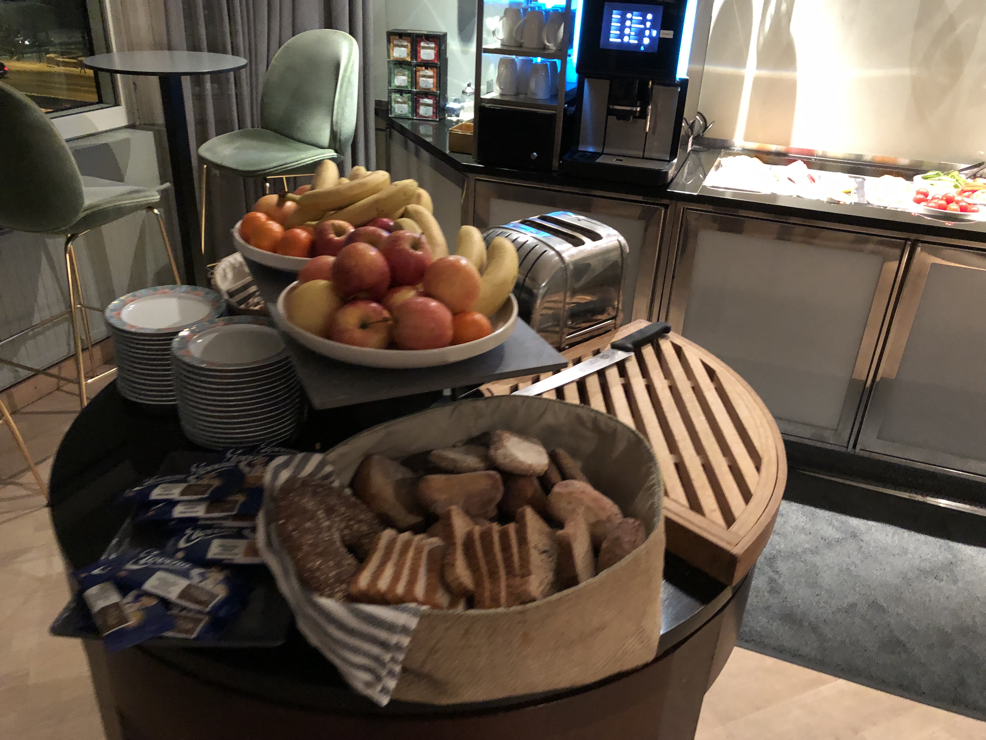 նϣHILTON HELSINKI STRAND