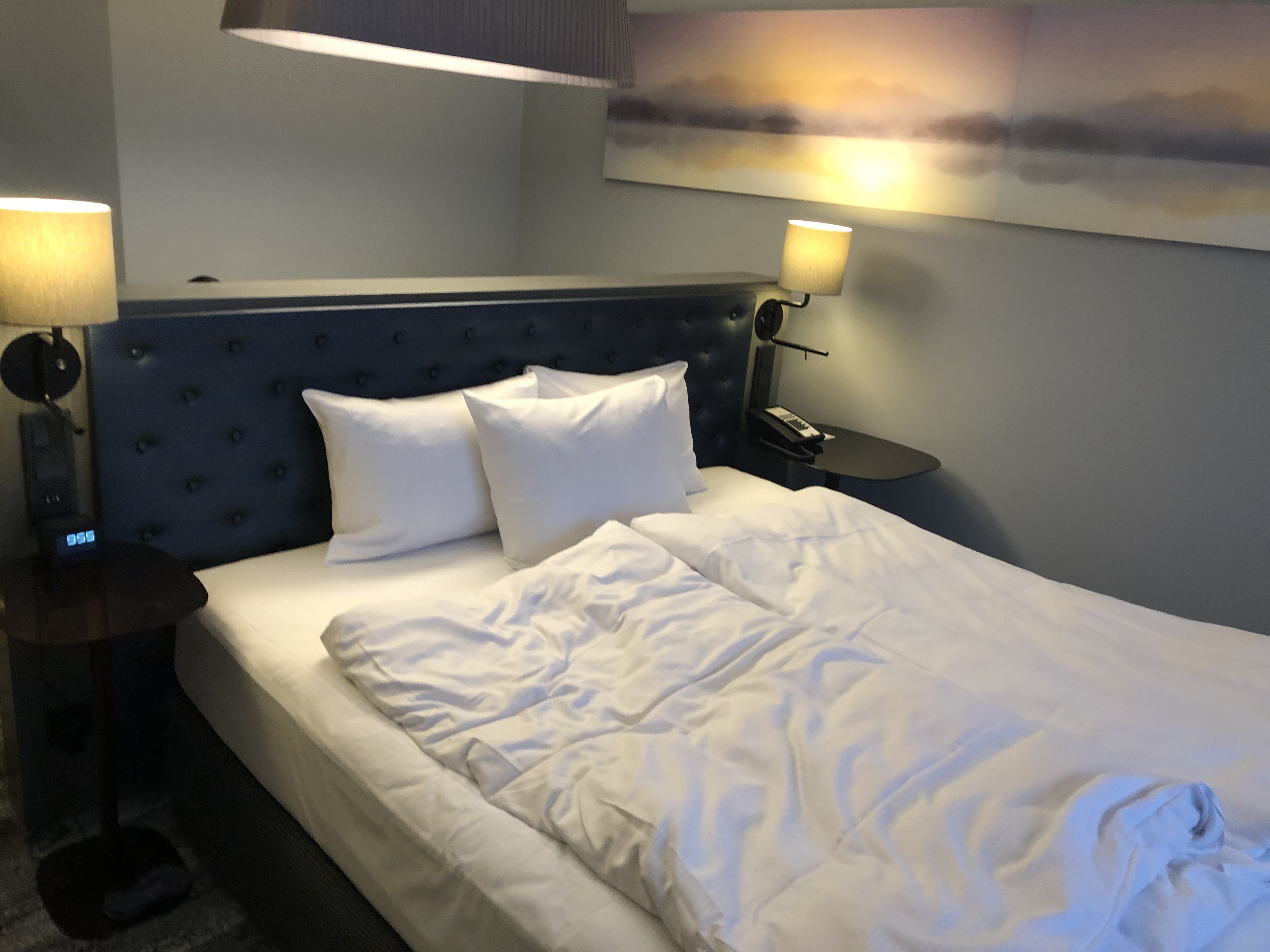նϣHILTON HELSINKI STRAND