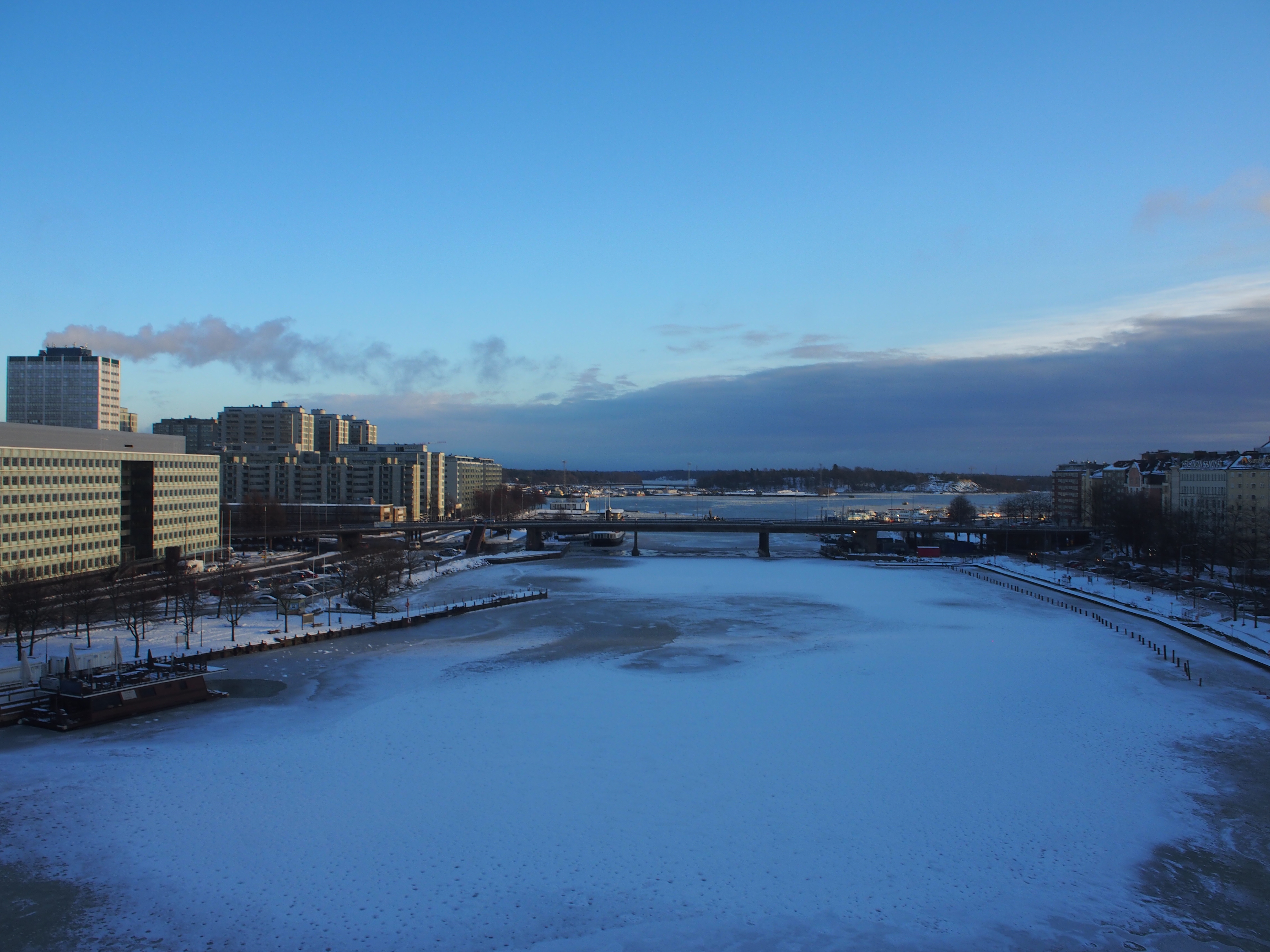 նϣHILTON HELSINKI STRAND