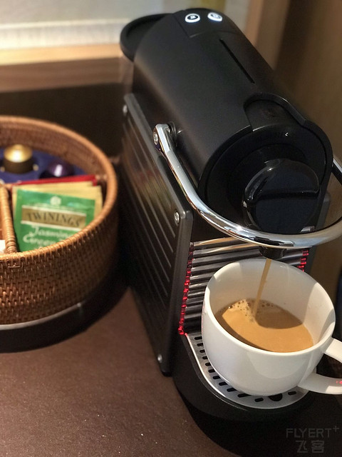 【远山苍茫，近水碧落，波光粼粼，琉璃万顷】抚仙湖希尔顿百图攻略（一）抵达入住