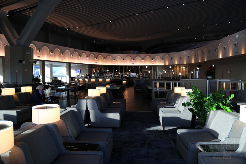 Roma Airport--Plaza Premium Lounge (11).JPG