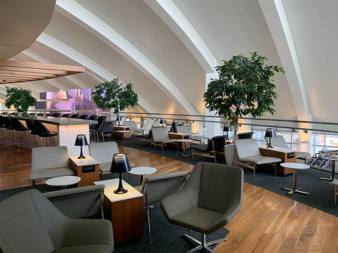 中国国航 CA888 洛杉矶-北京 LAX-PEK 头等舱