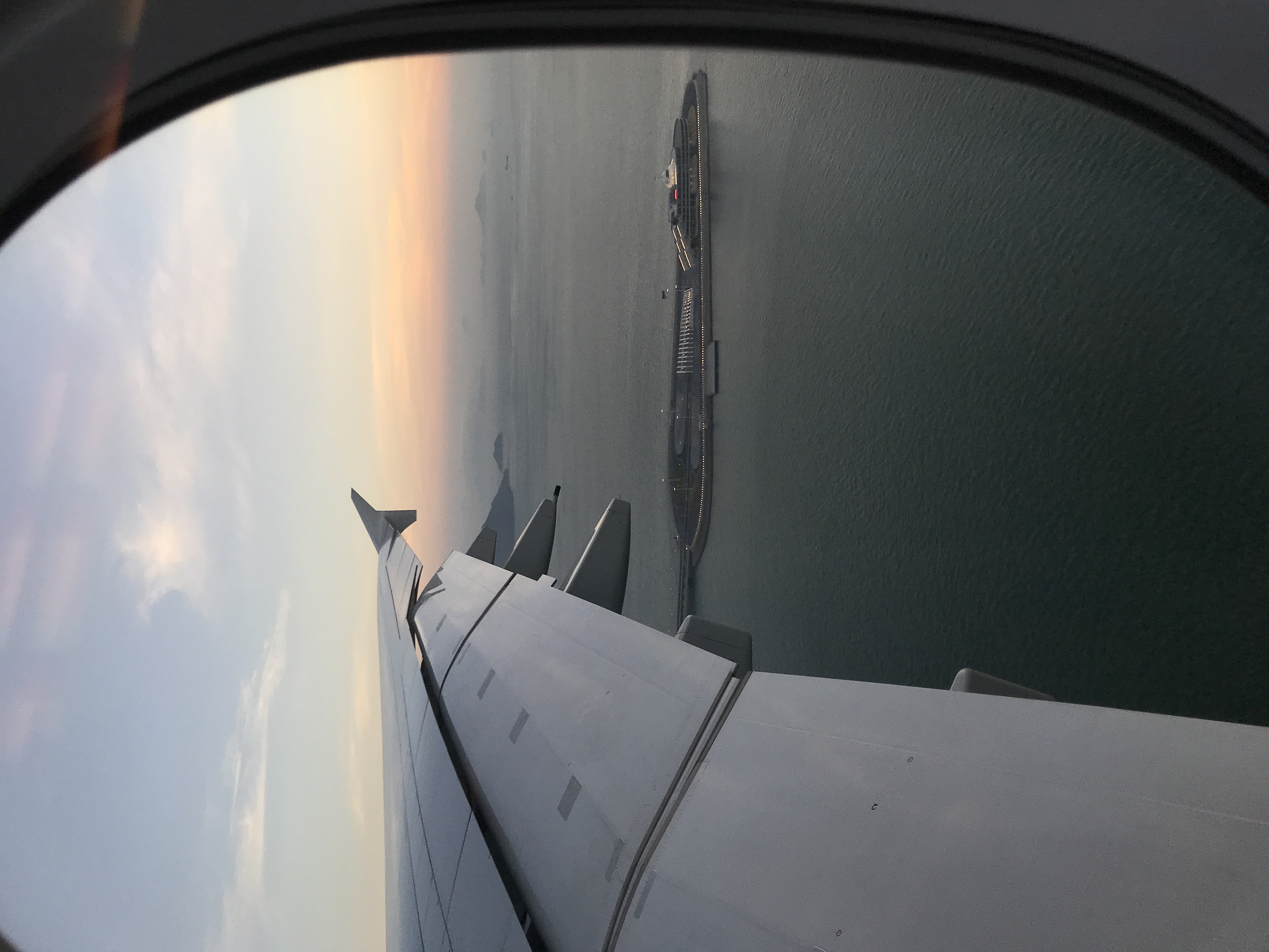 E~DXB-BKK-HKG