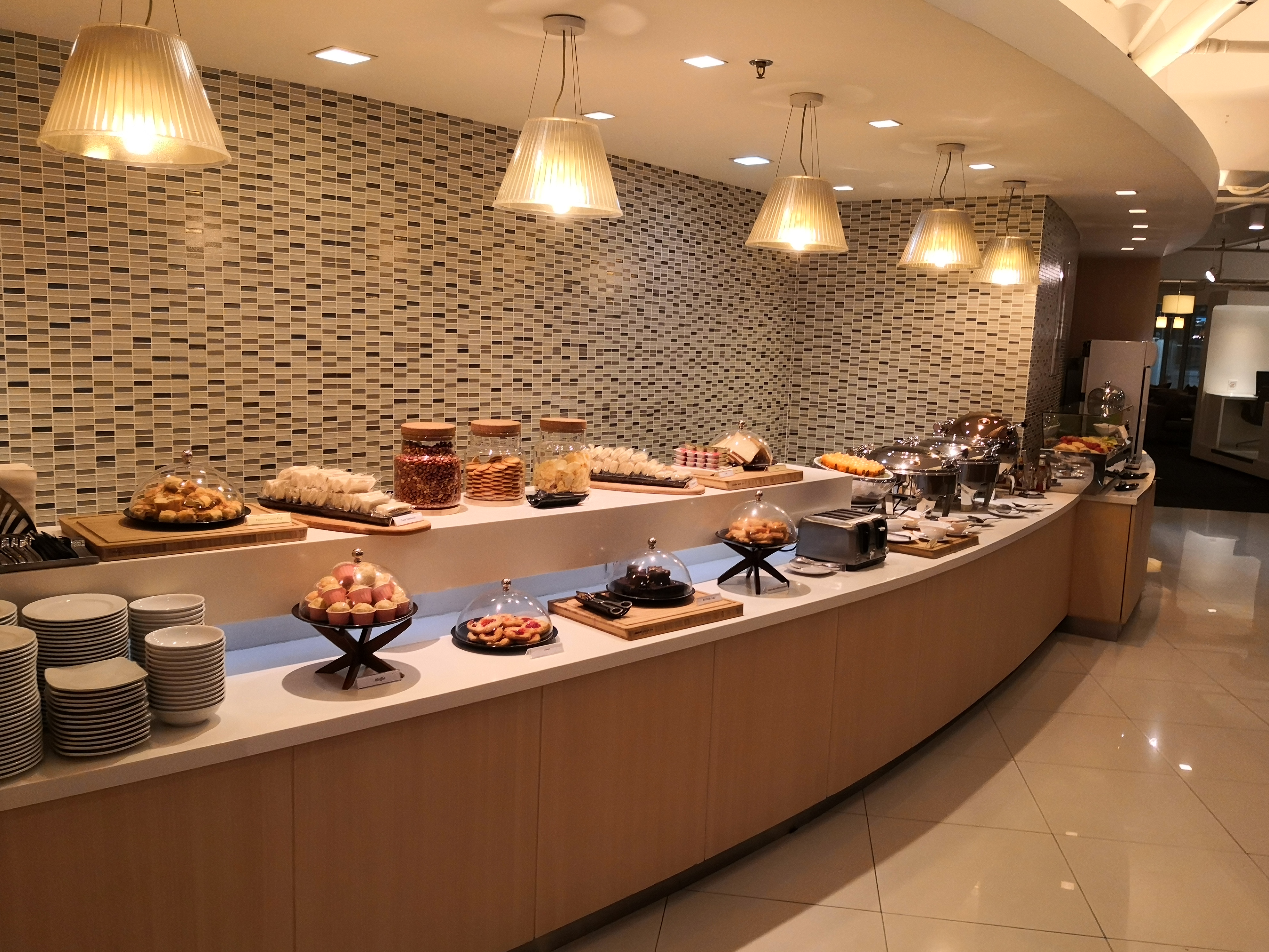 չʳMiracle First Class Lounge (Concourse G - Level 4)Ϣ