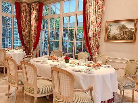 巴黎奢华三重奏 完结篇 Le Meurice,Le Bristol"
