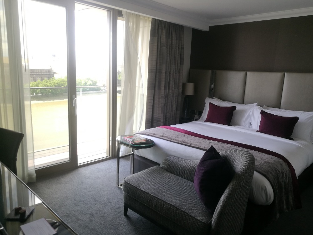 ׶Crowne Plaza Albert Embankment PB