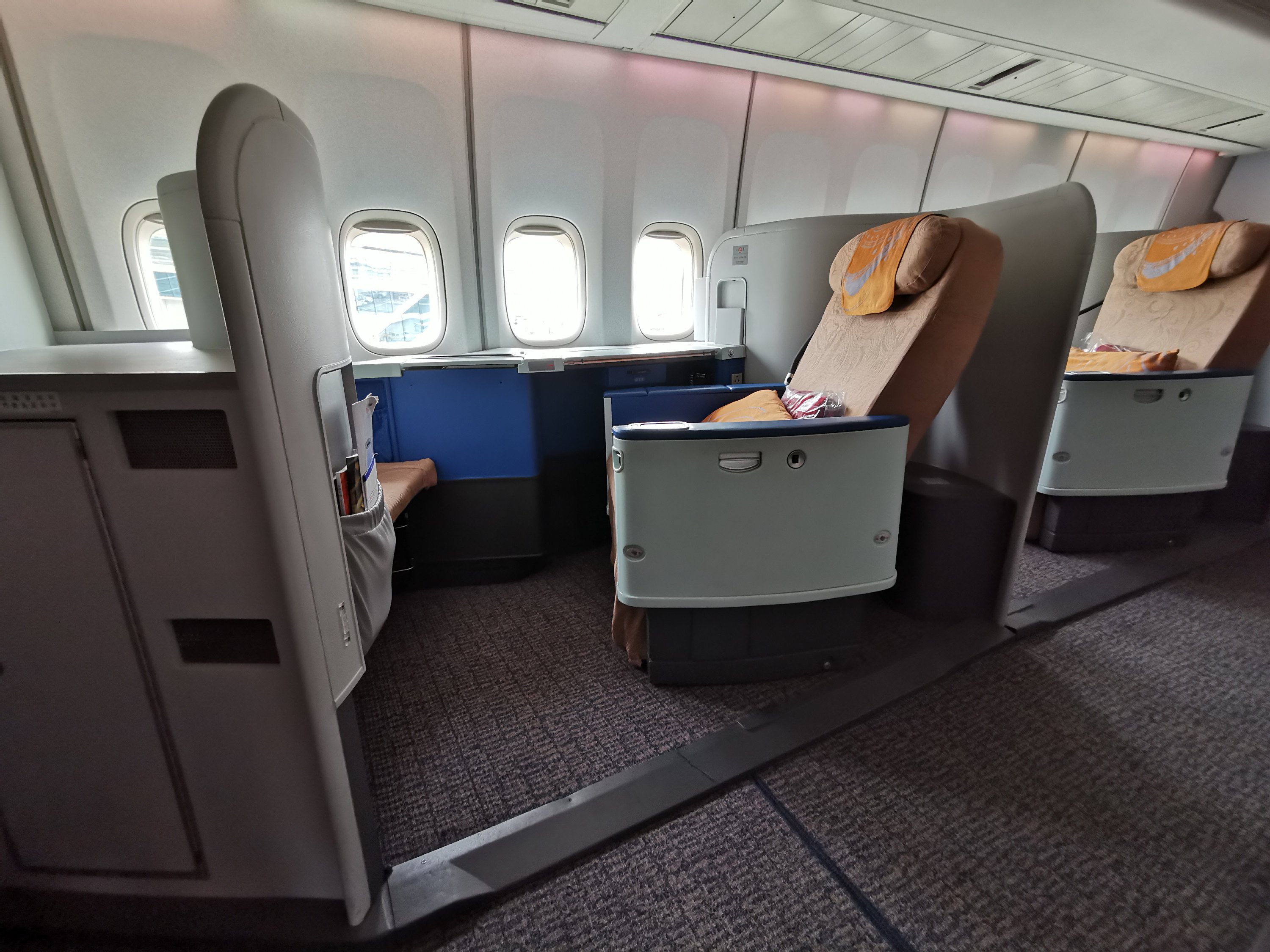 ҲһѡרB744