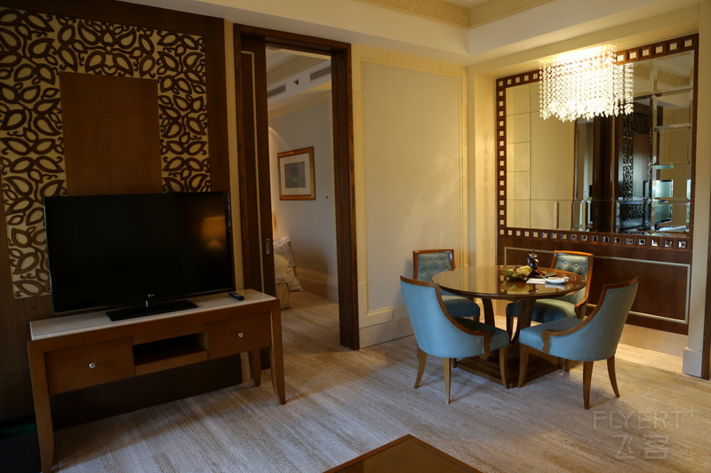 Muscat--Al Bustan Palace a Ritz Carlton Hotel Suite (10).JPG