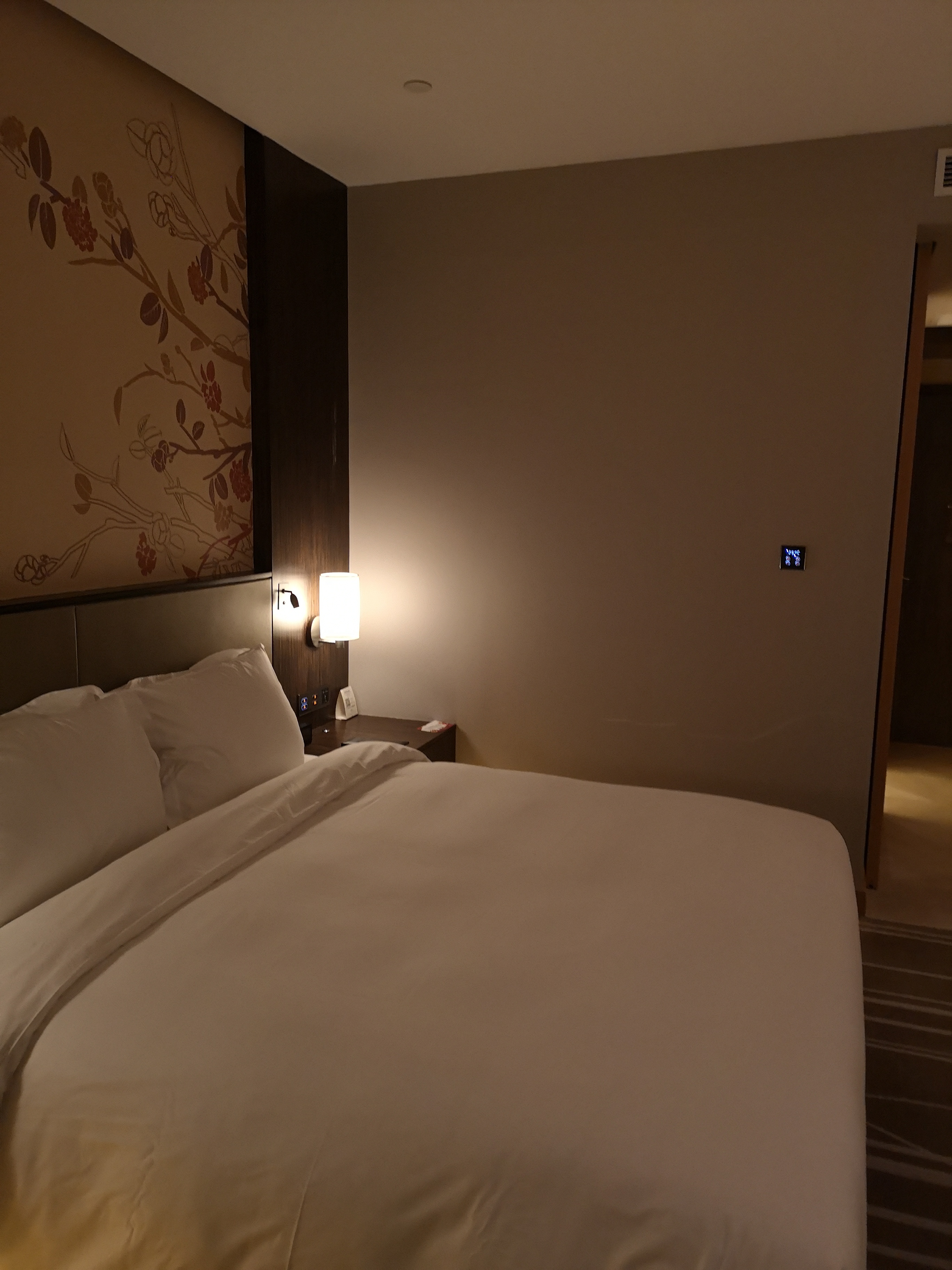 Ҵһҹټϣٻ԰Ƶ | Hilton Garden Inn Ningbo