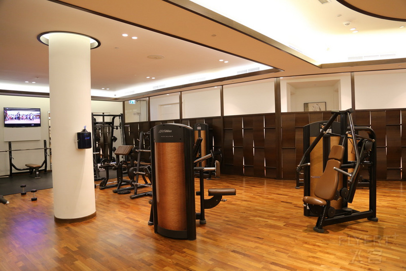 Dubai--Waldorf Astoria Dubai Gym (3).JPG