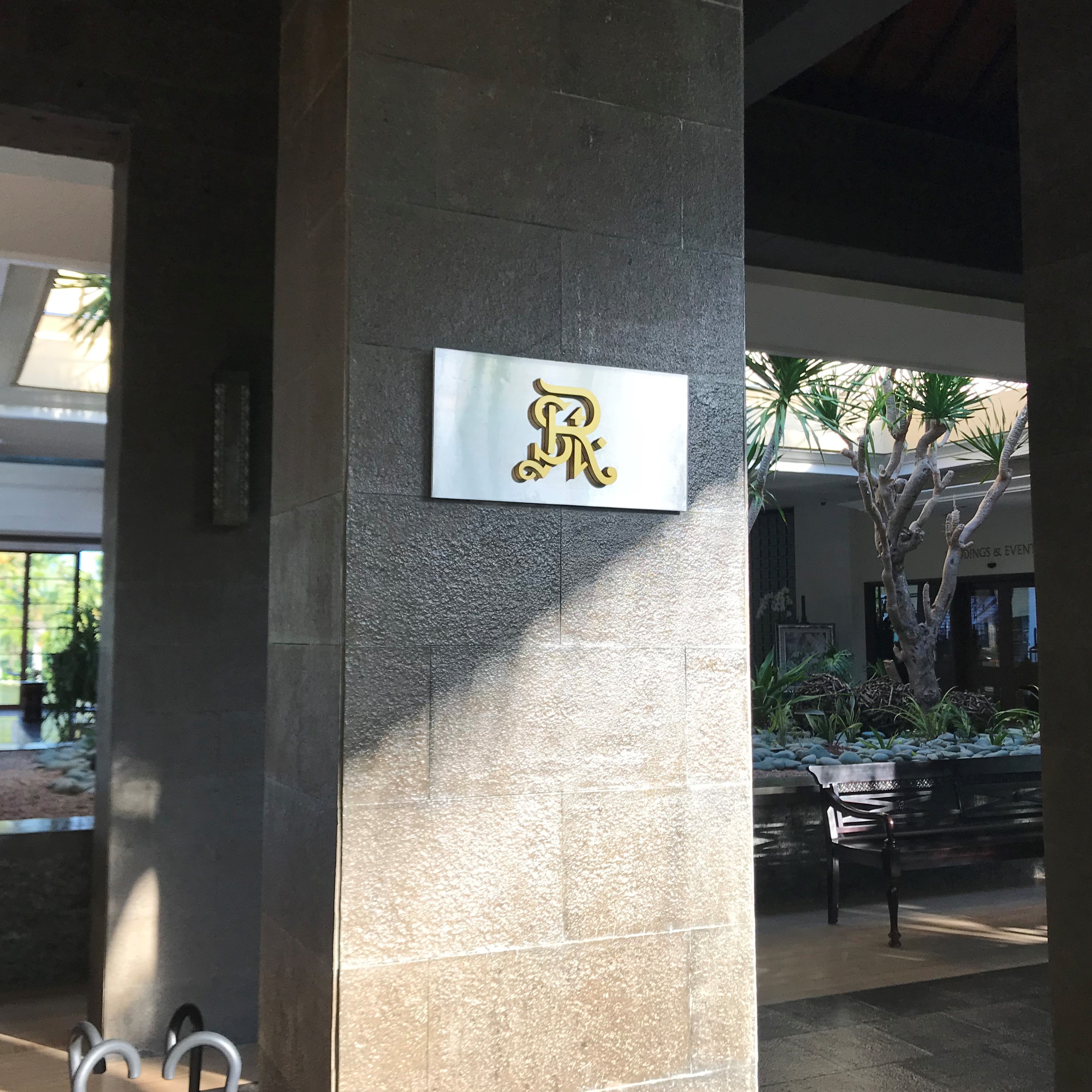 嵺֮(3) 嵺𼪶ȼپƵ ͳ׷/ҽرThe St. Regis Bali